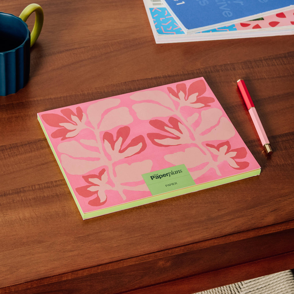 Weekly Desk Planner, Undated - Fresh Growth